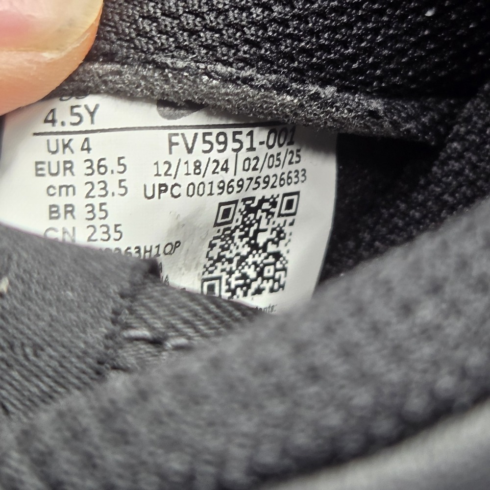 Nike Air Force 1 Low Triple Black GS Youth 4.5Y Black Leather AF1 FV5951-001 NIB - Picture 9 of 11